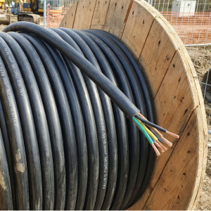 Cablu electric masiv pe tambur CYYF 5x16 NEGRU Cablu electric masiv pe tambur CYYF 5x16 NEGRU