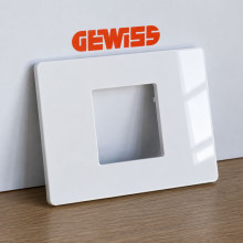 Rama ornament 2 module, Alb lucios, Gewiss System Pura GWC25102TBN
