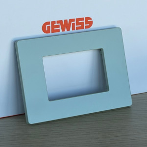 Rama ornament 3 module, Matcha lucios, Gewiss System Pura GWC25103TMT