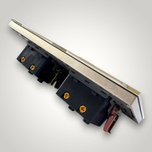 Priza Dubla cu Rama din Sticla AURIE