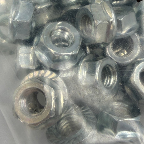 Set surub bolt cu cap rotund cu autoblocare M6x15 + pilita cu flansa