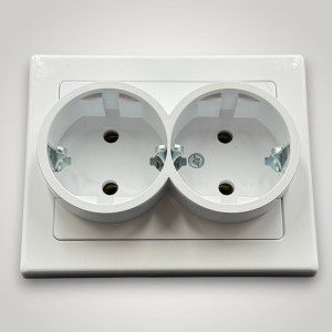 Priza Schuko dubla , contact de protectie, 250V~, 16A, 50Hz, IP20