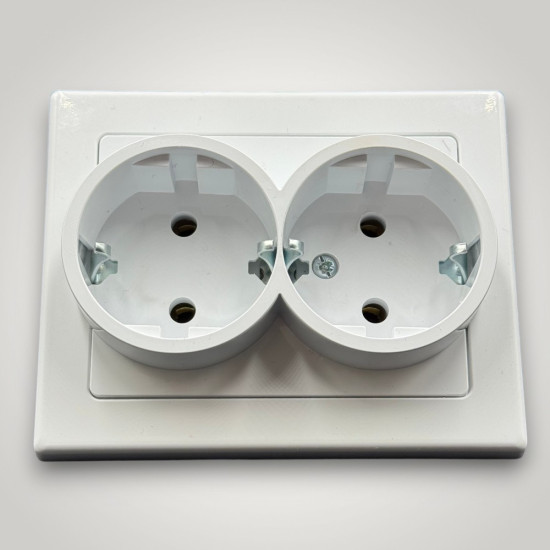 Priza Schuko dubla , contact de protectie, 250V~, 16A, 50Hz, IP20