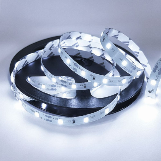 Banda LED 12V 14.4W/M 60LED/m, IP65 R5050, 6500K - rola 5m