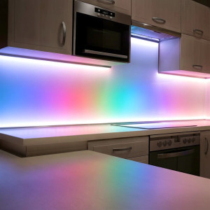 Banda LED RGB, IP20, 12V, 14.4W/M, 60 LED/M, 5050 - rola 5 m Banda LED RGB, IP20, 12V, 14.4W/M, 60 LED/M, 5050 - rola 5 m