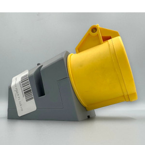 PRIZA PT 32A 110V/220V 3P