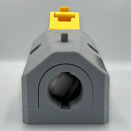 PRIZA PT 32A 110V/220V 3P