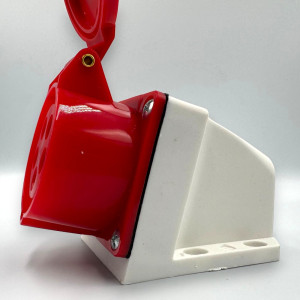 Priza Trifazica Perete 3P+N+E 16A