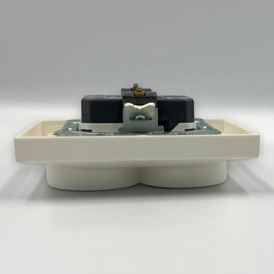 Priza Dubla 2P+E, Spin Top, Alba