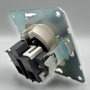 Priza Simpla 2P+E, Spin Top, Alba