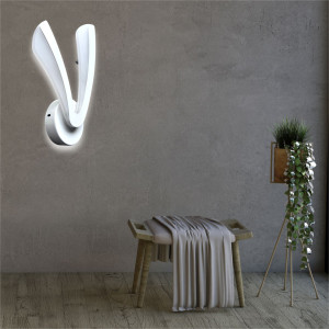 APLICA PERETE HEKTOR AJUSTABILA 15W/1200LM/3000K/4000K/6500K