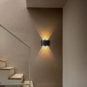 APLICA LED PERETE LUMARO 4W 280LM 3000K NEGRU 120*78*40MM