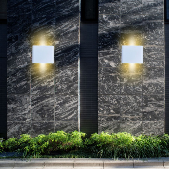 Aplica LED de exterior extra-plata, 6W=40W, 3000K, lumina calda, 540Lm, IP65