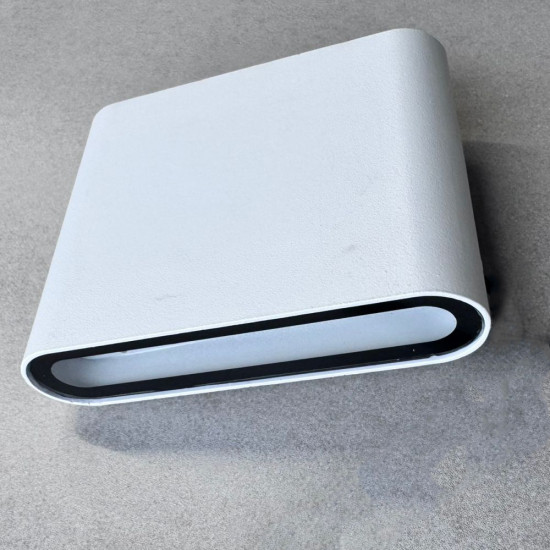 Aplica LED de exterior extra-plata, 6W=40W, 3000K, lumina calda, 540Lm, IP65